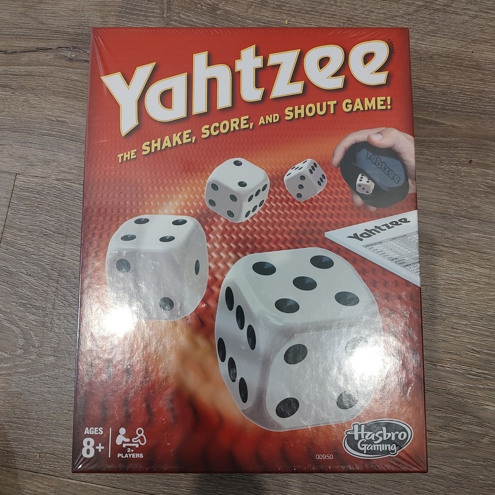 Yahtzee Classic Hasbro Dice Game - Fun for The‎ Whole Family  NEW  Sealed